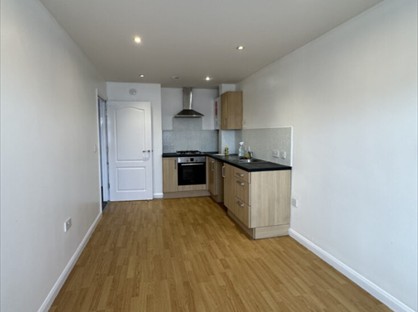 2 Bed Flat, Padda Court, SS12
