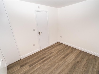 Studio Flat, Stag Lane, HA8