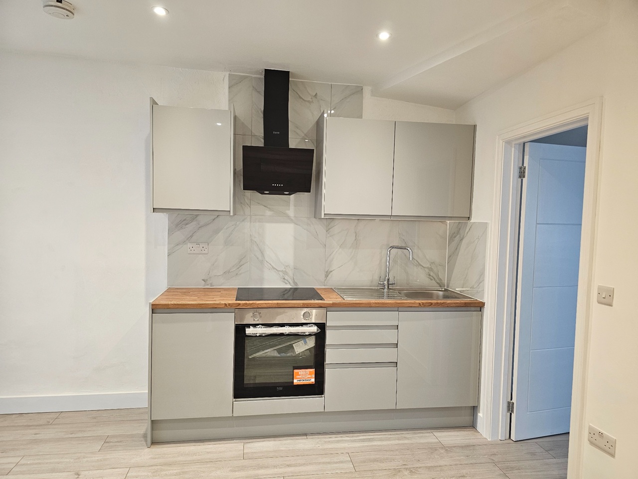 2 Bed Flat, Hoe St, E17
