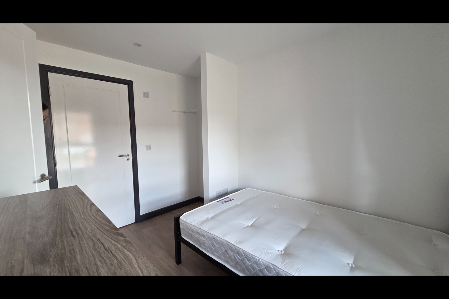 1 Bed Flat, Cotton Lane, DE24 photo 3