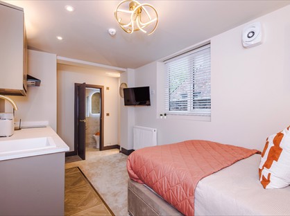 Studio Flat, Alexandra St, WA1