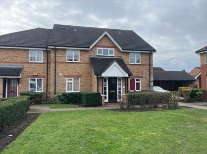 1 Bed Flat, Burton Court, PE1