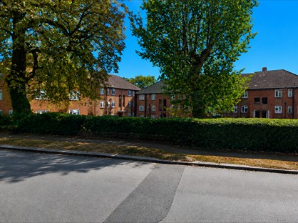 2 Bed Flat, Chase Court, N14