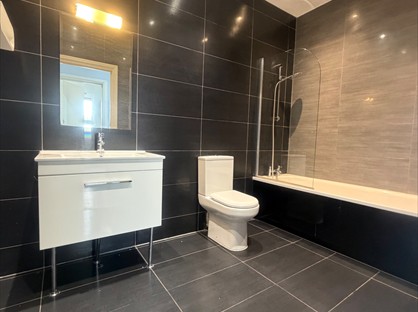 2 Bed Flat, London Road, BR1
