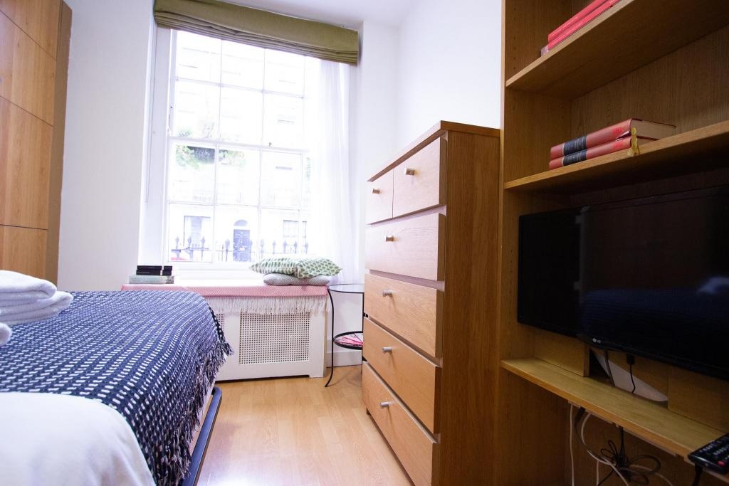 Studio Flat, North Gower St, NW1 photo 4