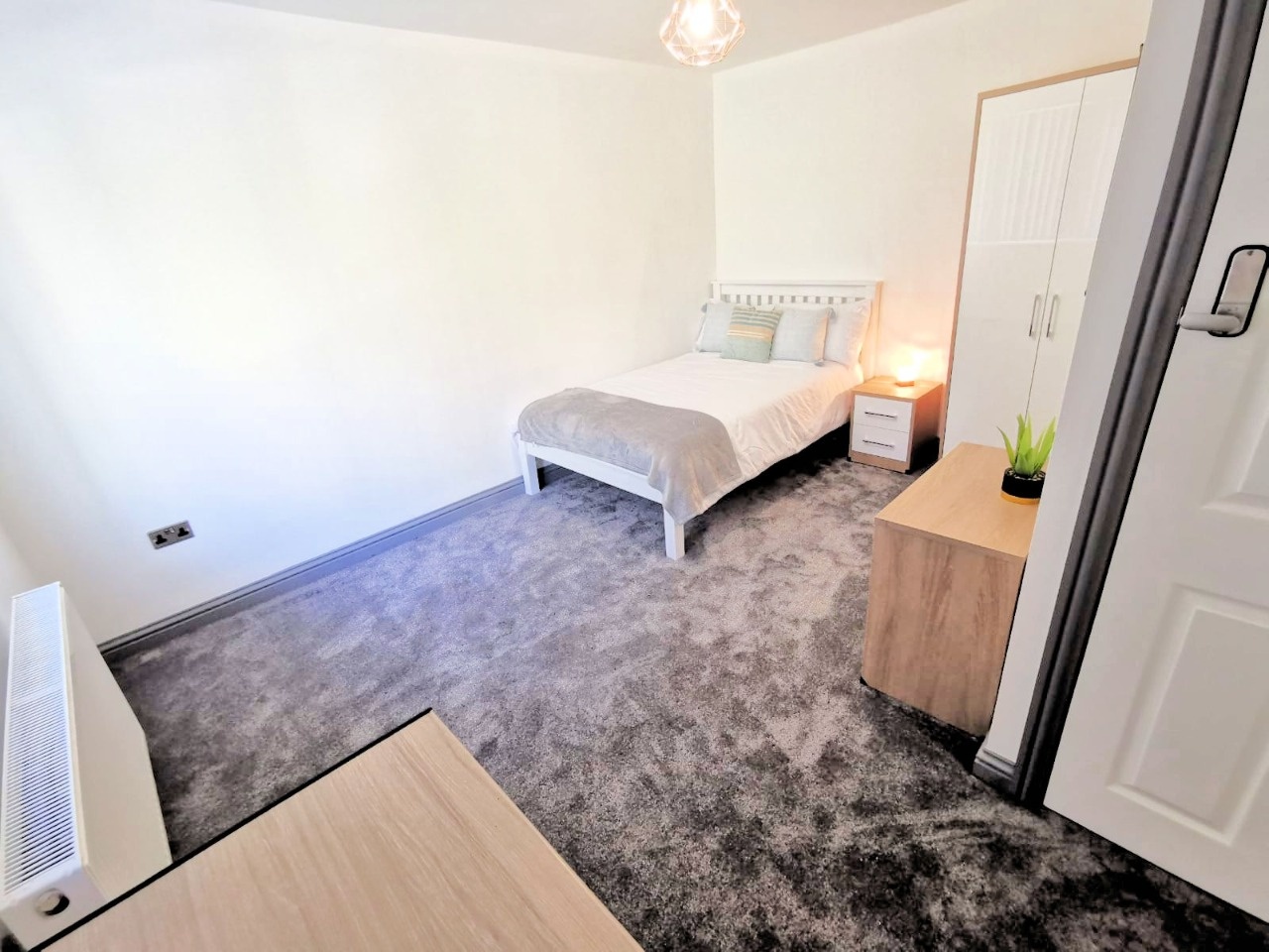 Room in a Shared House, West Boulevard, B32 photo 2