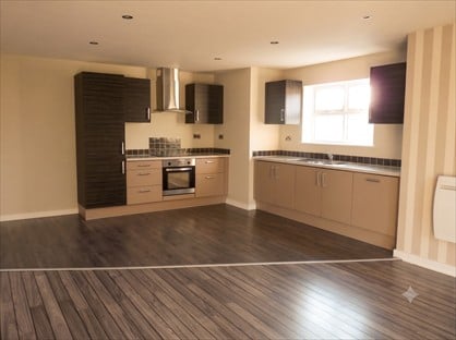 2 Bed Flat, Edwin Lodge, DN7