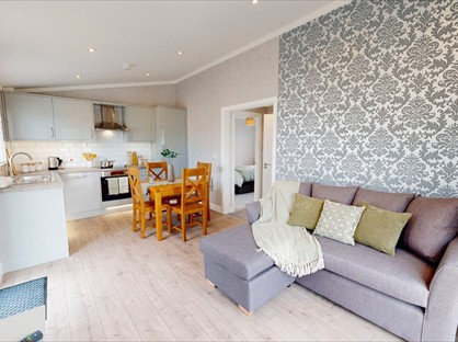 2 Bed Mobile Home, Little Meadow, LU1