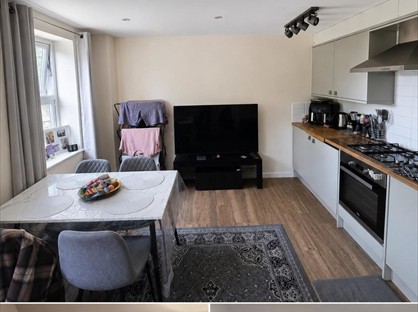 1 Bed Flat, Regents Park Road, SO15
