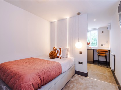 Studio Flat, Alexandra St, WA1