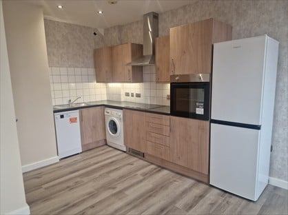 2 Bed Flat, Sunbridge Road, BD1
