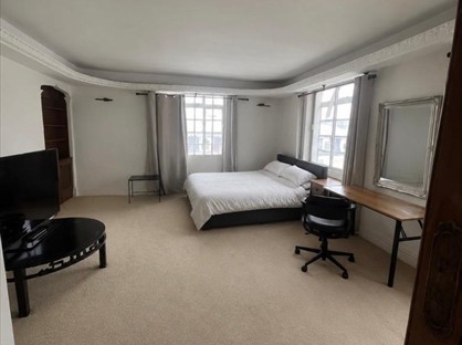 Room in a Shared Flat, Fursecroft, W1H