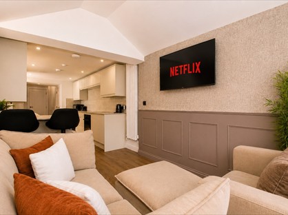 8 Bed Terraced House, North St, TA6