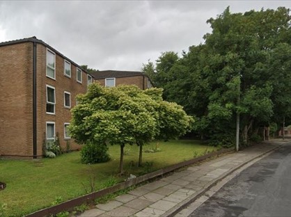 1 Bed Flat, Sandfield Park East, L12