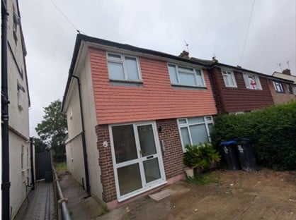6 bed room for rent in Room in a Shared House, Ford Road, GU22