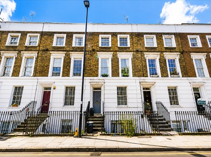 Studio Flat, New North Road, N1
