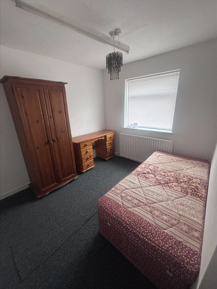 Room in a Shared House, Humber Road, CV3