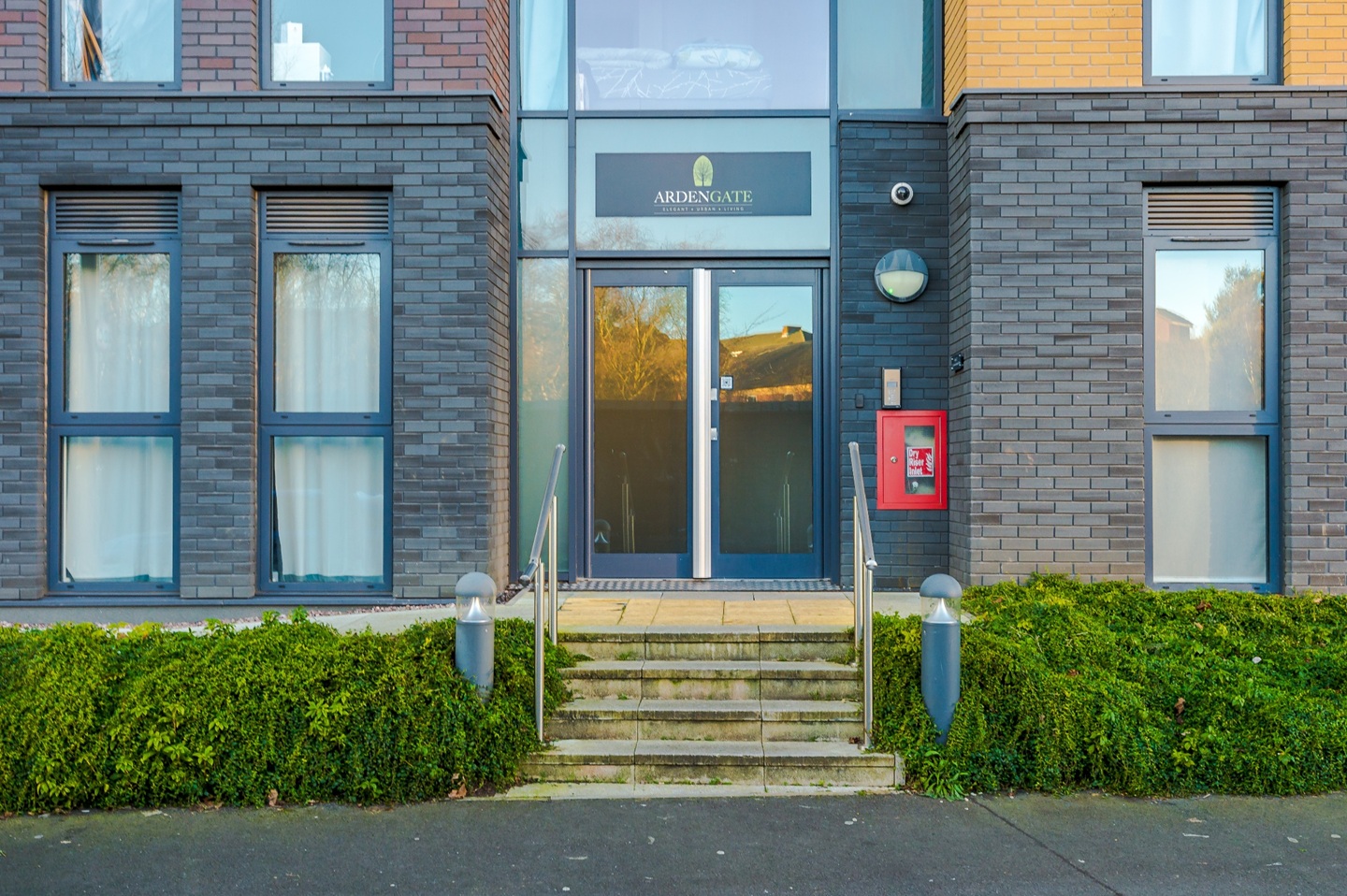 1 Bed Flat, Communication Row, B15 photo 4