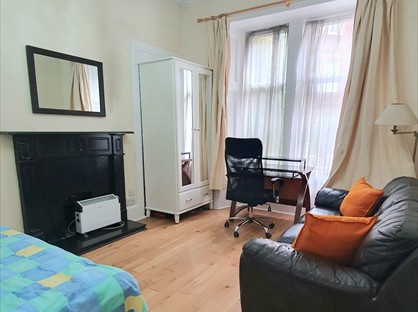 Room in a Shared Flat, Fairlie Park Drive, G11