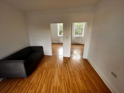 3 Bed Flat, Greenford Road, UB6