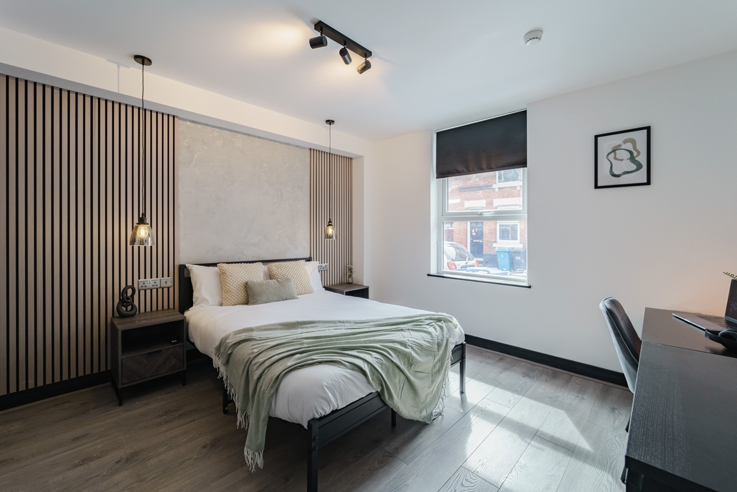 Room in a Shared House, Wild St, DE1