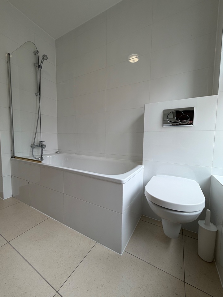 1 Bed Flat, Reids Building, EC1N, N1 7GU photo 5