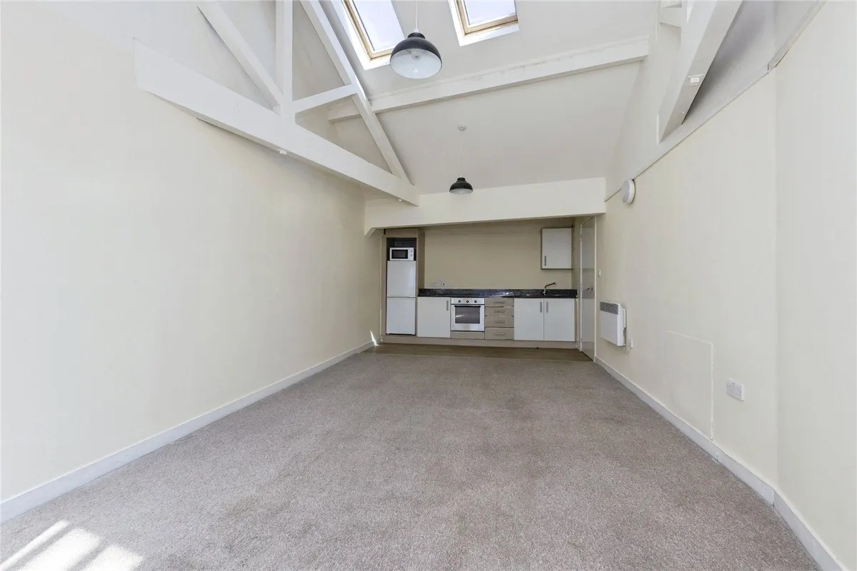 1 Bed Flat, The Atrium, LE1 photo 5