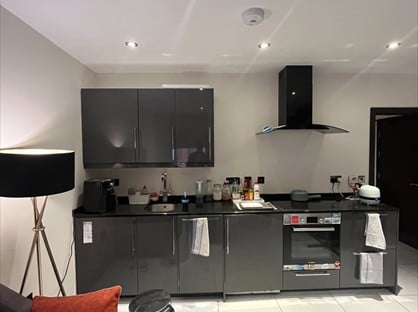 Studio Flat, The Headrow, LS1