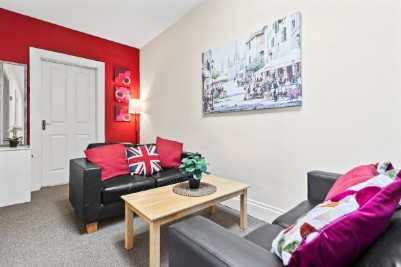 3 Bed Maisonette, Foxhall Road, NG7 photo 2