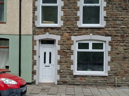 3 Bed Terraced House, Edward Street, CF43