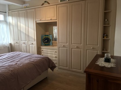 Room in a Shared House, Chigwell Road, IG8