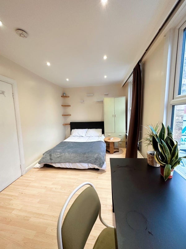 Room in a Shared Flat, Plough Way, SE16 photo 3