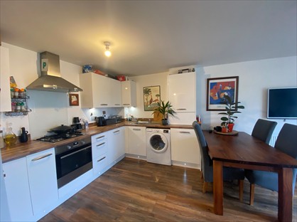 2 Bed Flat, Egan Terrace, EH16