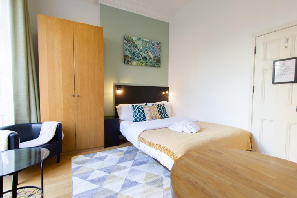 Studio Flat, Cartwright Gardens, WC1H, N1 7GU photo 5