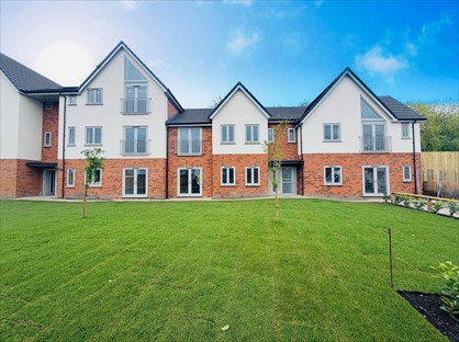 2 Bed Flat, Pye Bridge Close, L31
