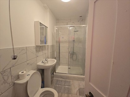 2 Bed Flat, Blenheim Gardens, SM6