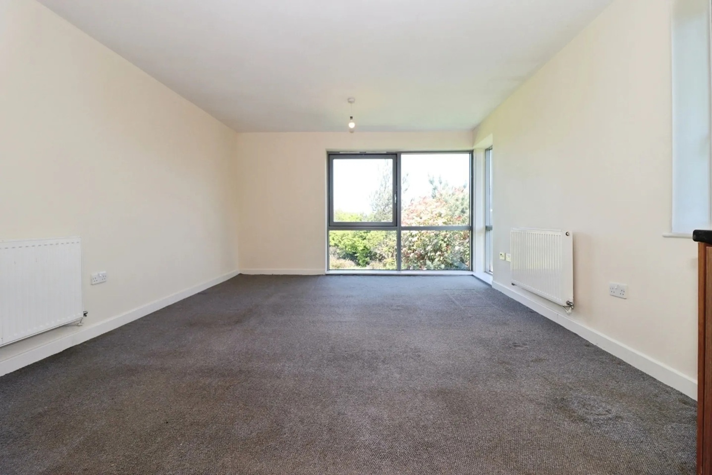 2 Bed Flat, Wyck Beck Road, BS10 photo 4