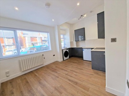 1 Bed Flat, Fordhouse Lane, B30