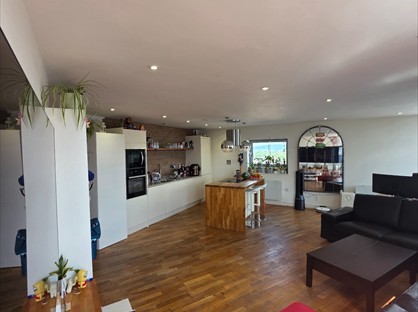 3 Bed Flat, Bute Terrace, CF10