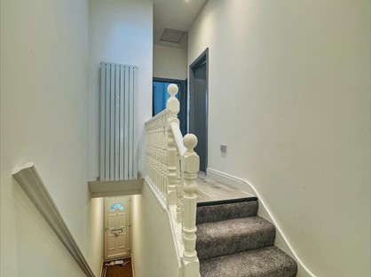 3 Bed Flat, Glasford Street, SW17