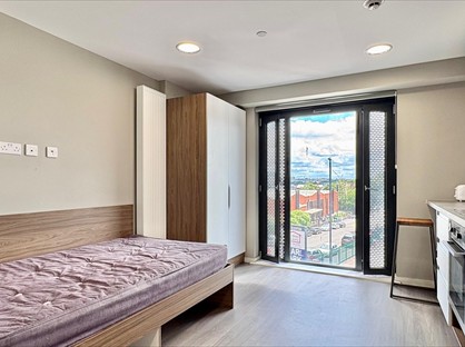 Studio Flat, Unity Street, BS2