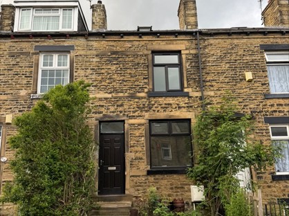 3 Bed Terraced House, Woodhall Terrace, BD3