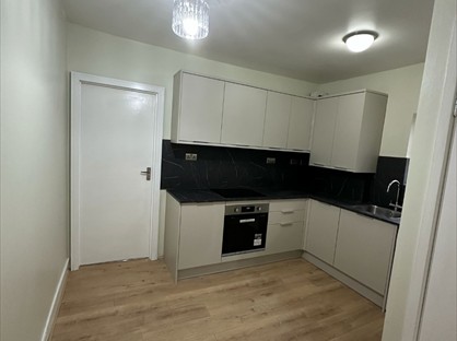 3 Bed Flat, Colenso Road, IG2