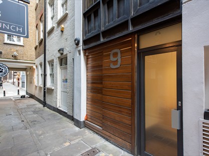 1 Bed Maisonette, Botolph Alley, EC3R