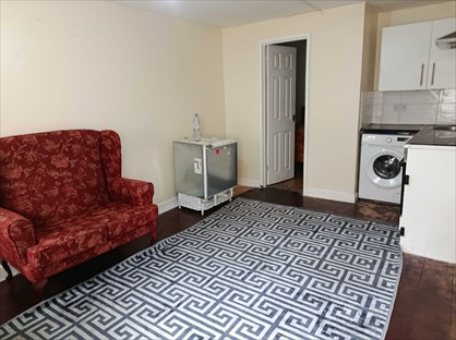 1 Bed Flat, City Road, S2