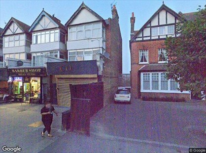 Studio Flat, High Road, IG8