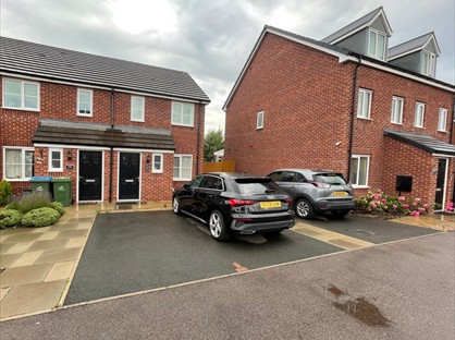 2 Bed Terraced House, Willow Way, CV3