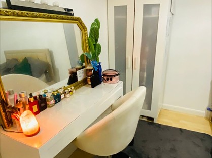 Room in a Shared House, Coftards, SL2