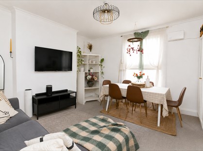 1 Bed Flat, Elgin Road, CR0