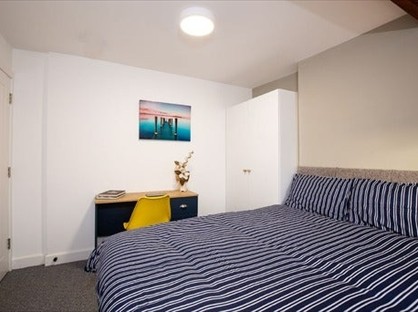 Room in a Shared House, High St, DE11